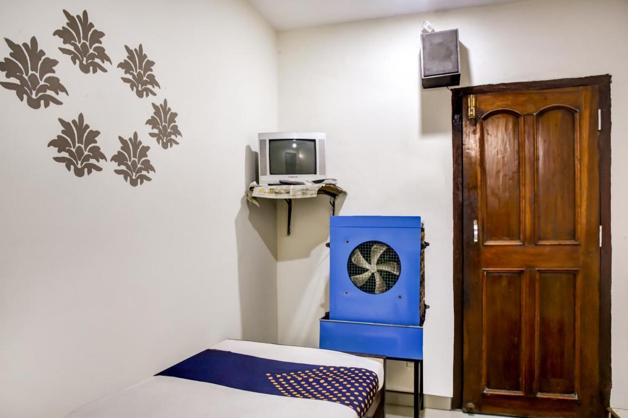 Spot On 75653 Hotel Rohit Bilaspur  Bagian luar foto
