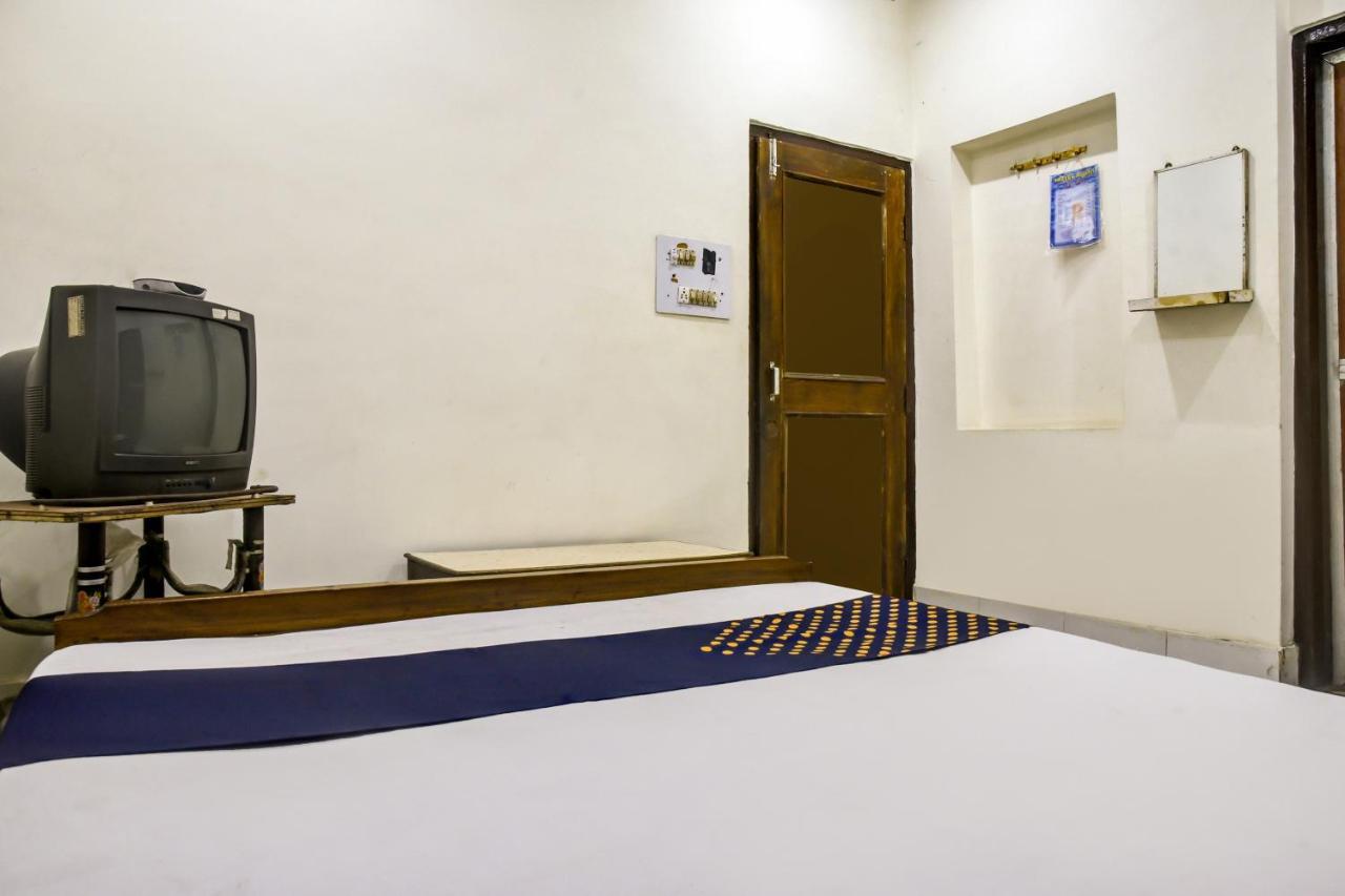 Spot On 75653 Hotel Rohit Bilaspur  Bagian luar foto